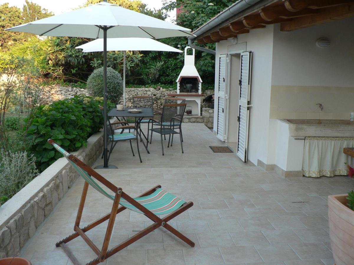 Apartments Gabri Mali Lošinj Esterno foto